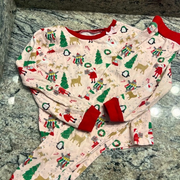 GUC MUD PIE GIRLS CHRISTMAS PJS SZ 5 - Picture 5 of 5